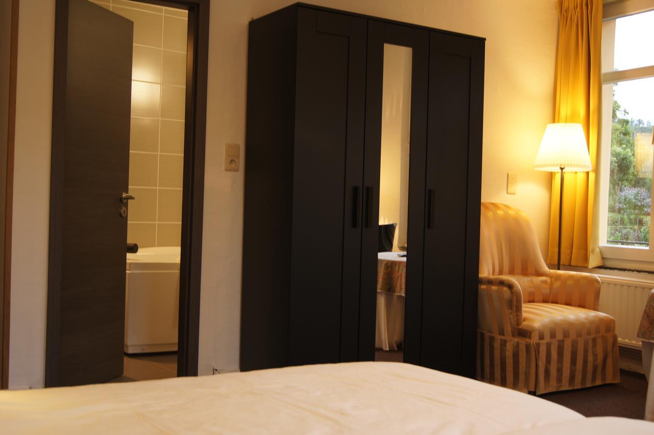 Hotel Буйон Екстериор снимка