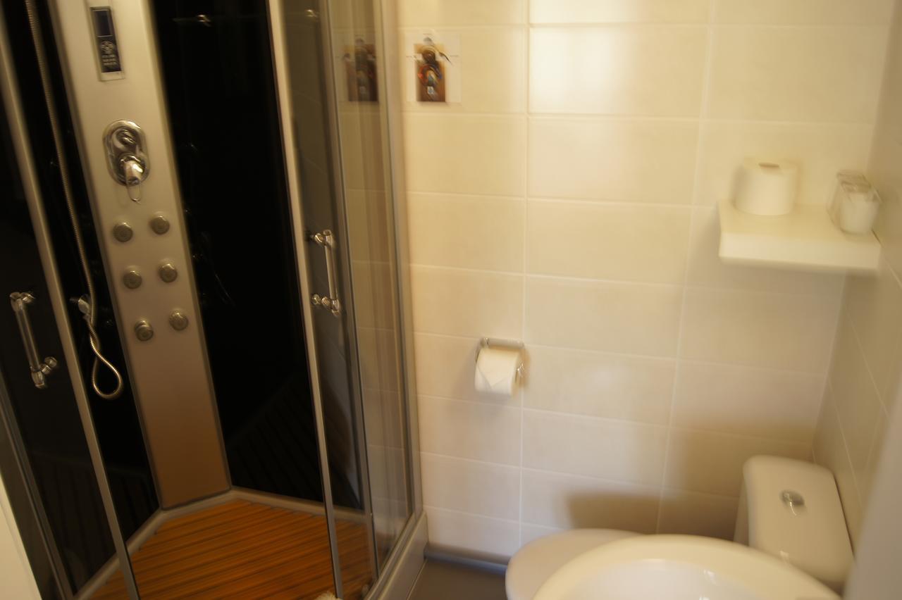 Hotel Буйон Екстериор снимка