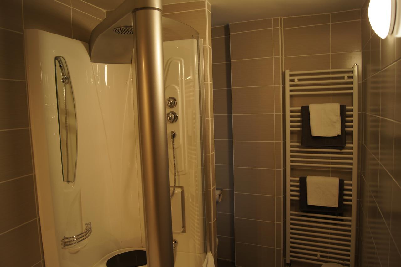 Hotel Буйон Екстериор снимка