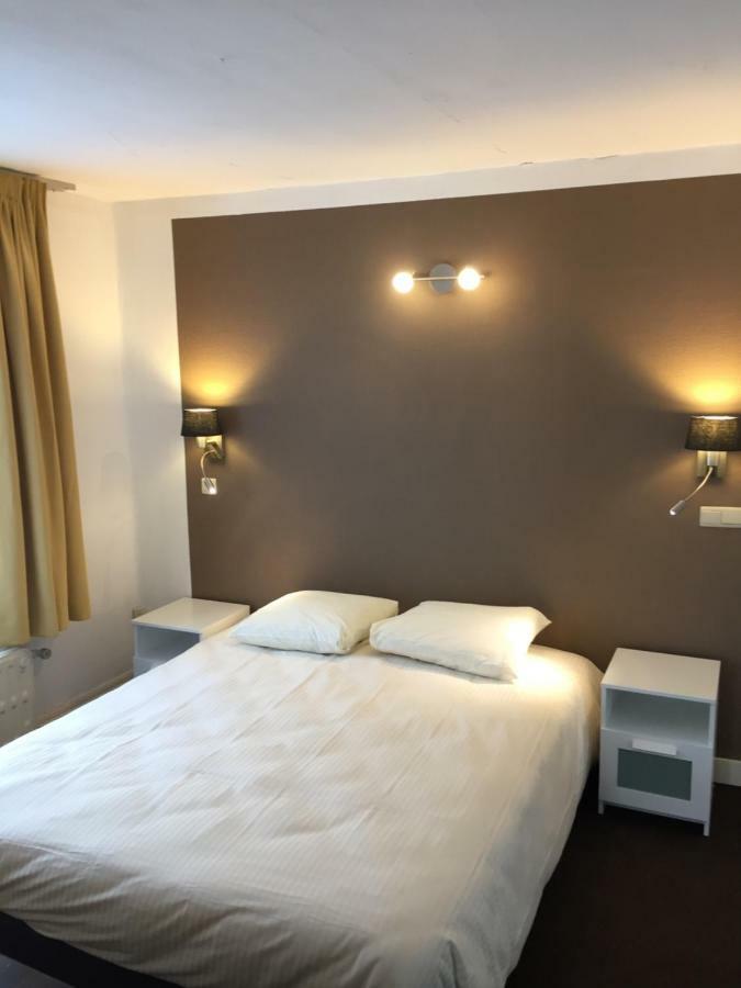 Hotel Буйон Екстериор снимка